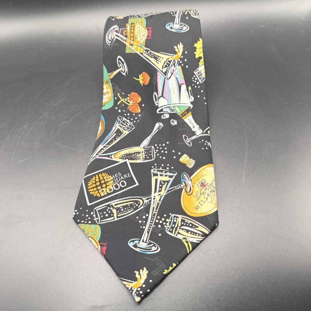 Nicole Miller "Times Square 2000" vintage silk commemorative Millenium NYC tie